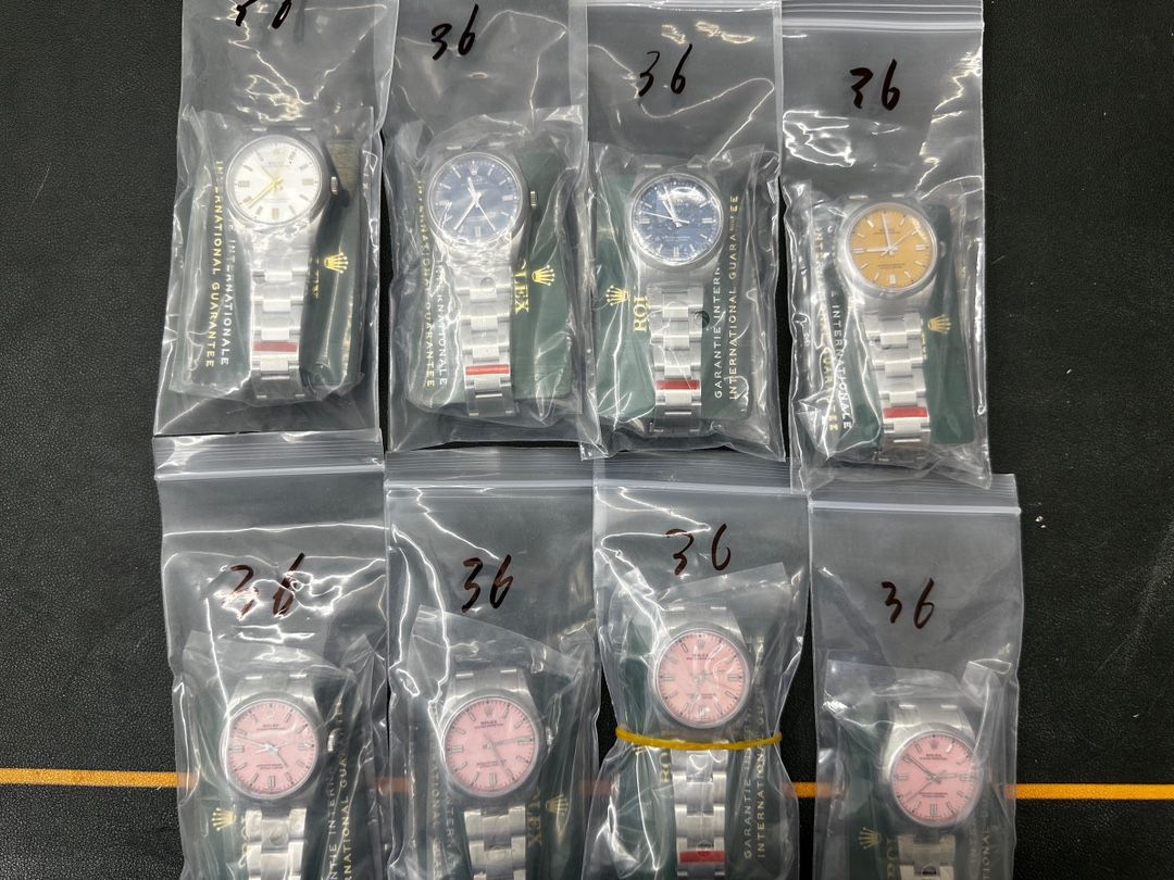 VS劳力士蚝式恒动m124300-0002腕表41毫米黑恒动 / R859