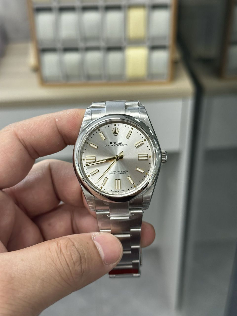 VS劳力士蚝式恒动m124300-0002腕表41毫米黑恒动 / R859