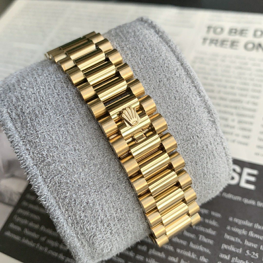 劳力士星期日历型烟熏渐变绿m128238-0069腕表 / R888