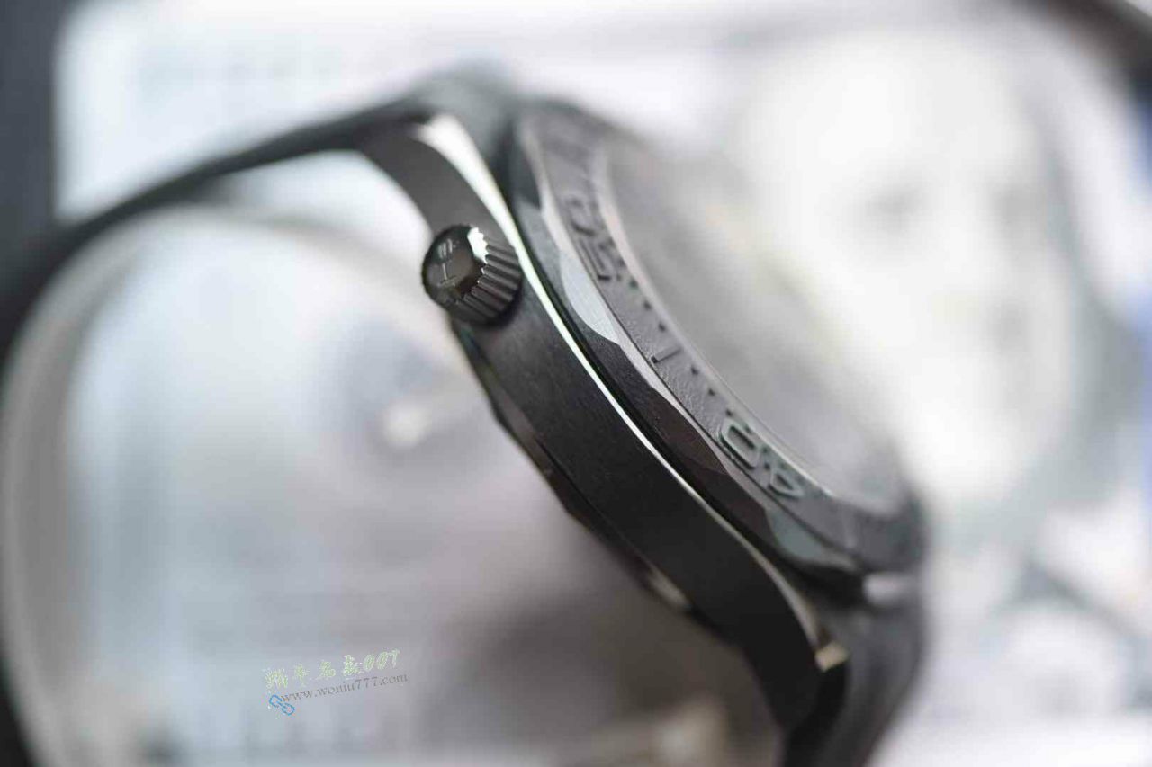 视频评测欧米茄海马300米黑武士210.92.44.20.01.003腕表 / VS817