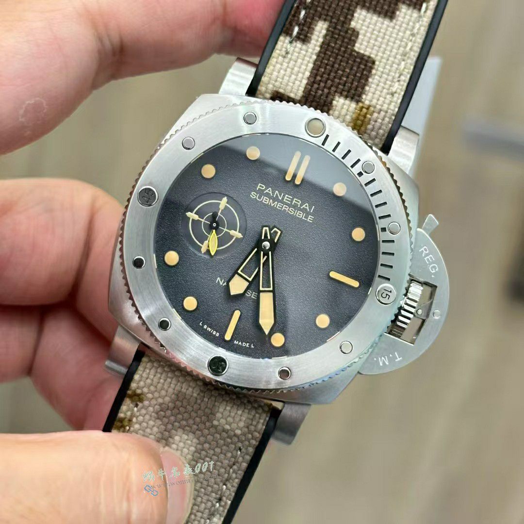 VS沛纳海Submersible QuarantaQuattro Navy SEALs PAM01518