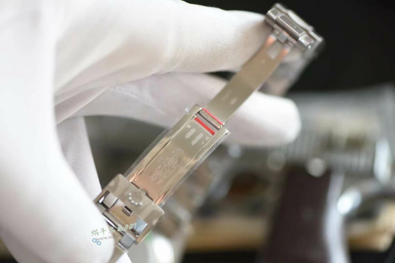 EXE劳力士游艇名仕型42全钛m226627-0001腕表 / R975