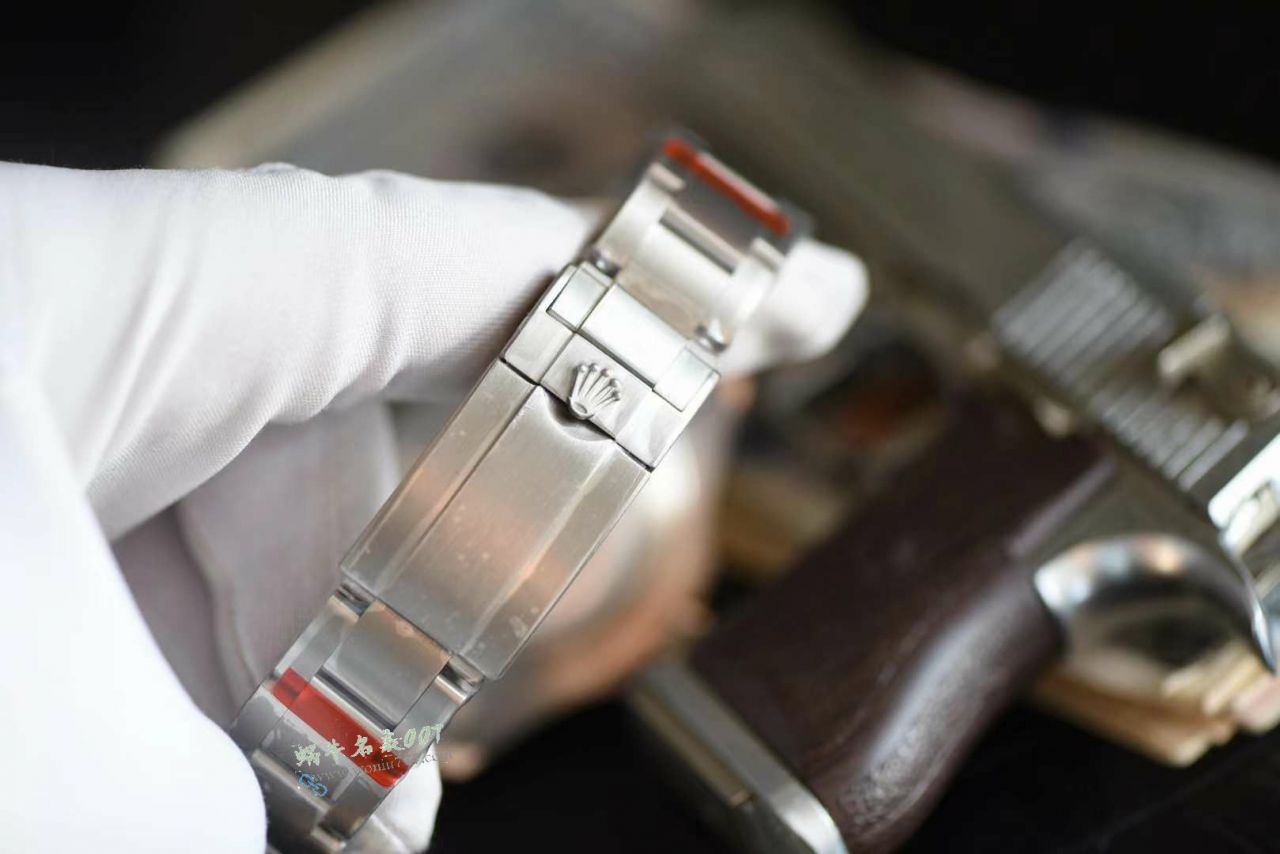 EXE劳力士游艇名仕型42全钛m226627-0001腕表 / R975