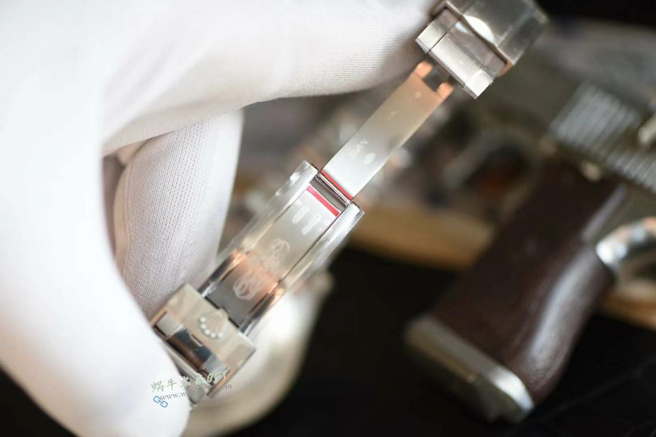 EXE劳力士游艇名仕型42全钛m226627-0001腕表 / R975