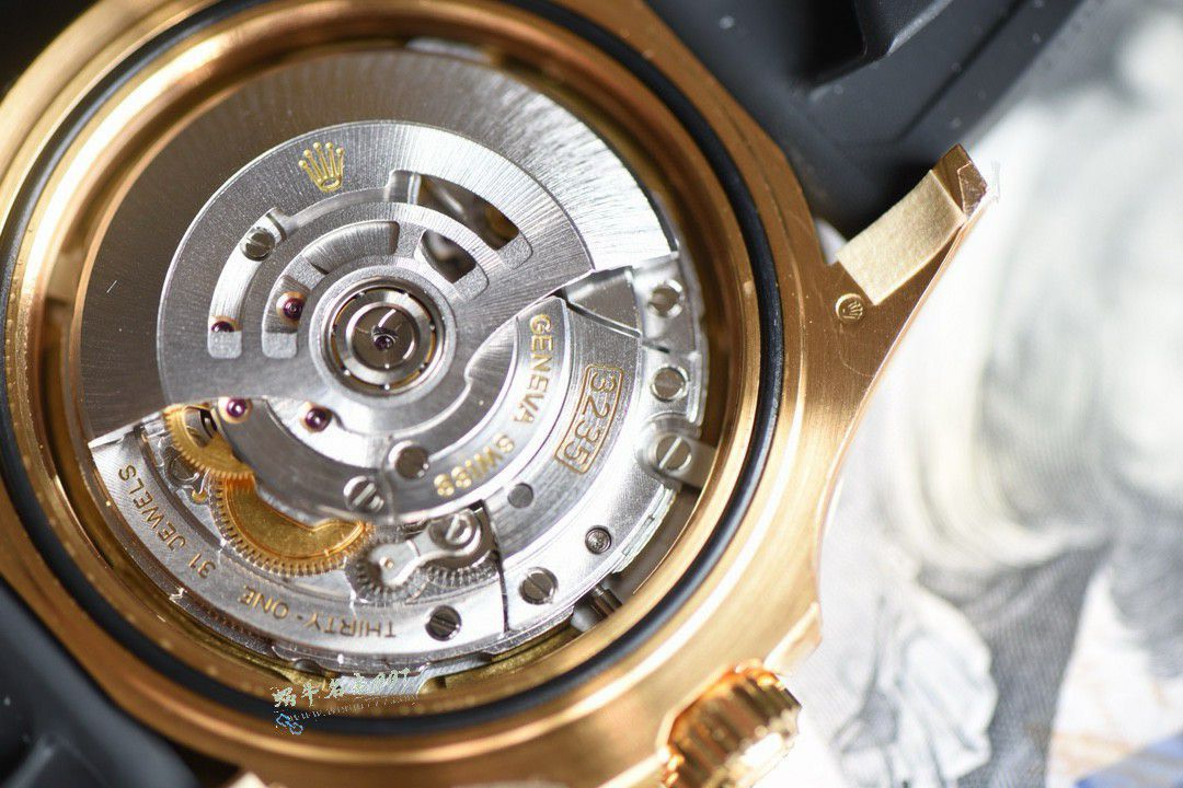 VS最新V2配重版劳力士游艇名仕型M226658-0001腕表 / R978