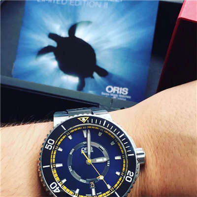     豪利时潜水系列01 735 7673 4185-Set RS腕表