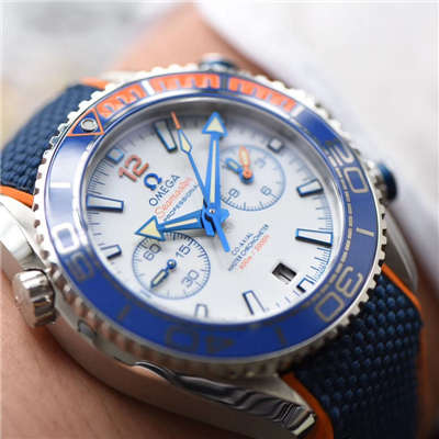 OM欧米茄海马海洋宇宙“迈克尔.菲尔普斯”限量版腕表