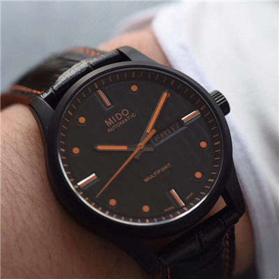   V8  美度舵手系列M005.430.36.051.22腕表