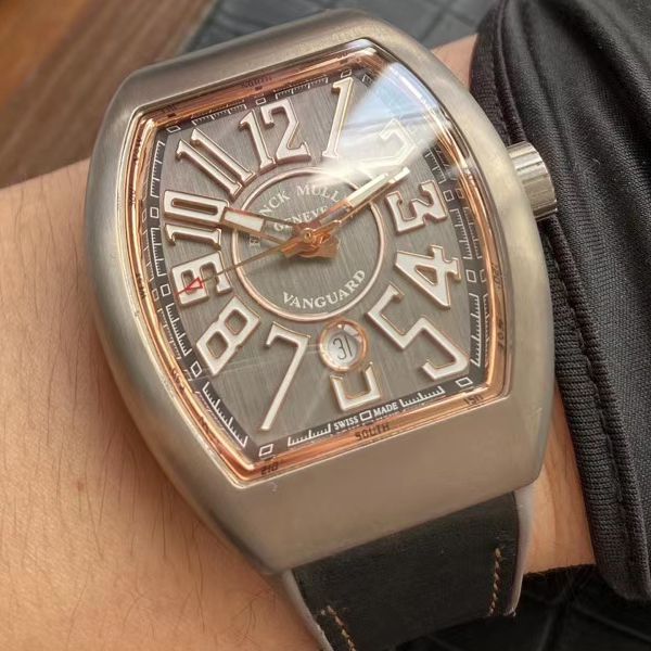 GF厂新品发的FRANCK MULLER法穆兰Vanguard 系列 V45 SC DT 男士腕表